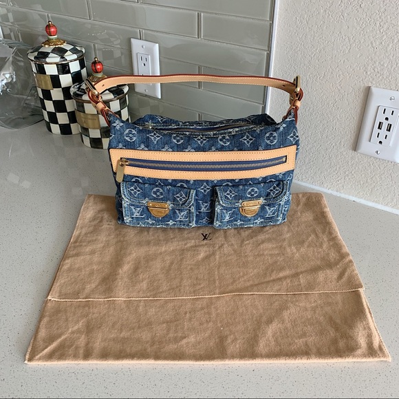 Because vintage is just better !! Denim Baggy PM ! She's springtime ready  💙 : r/Louisvuitton